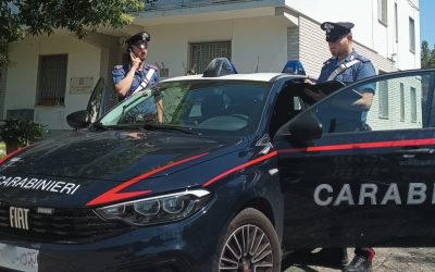 Esce di casa nonostante i domiciliari, il braccialetto elettronico fa scattare l’allarme: arrestato 33enne