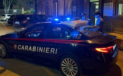 Chiama il 112 dalla casa da cui doveva stare lontana: arrestata una 38enne