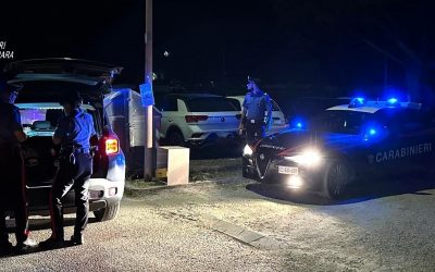 Ubriachi rifiutano di farsi identificare: due denunce dei carabinieri sul litorale