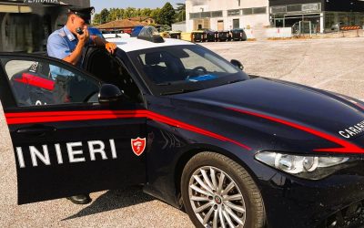 Fugge all’alt e semina il panico. Guidava con patente revocata e senza assicurazione