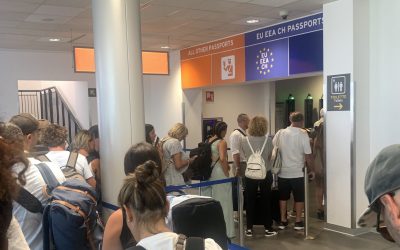 Da Lanzarote all’Italia, controlli e code al Marconi: “Ci hanno passati al setaccio”