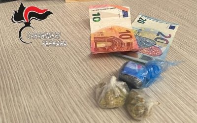 Sorpreso mentre spaccia in Gad, 33enne arrestato