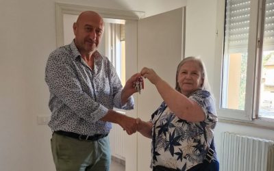 Il Comune consegna il primo alloggio Erp dopo il passaggio della gestione