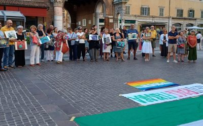 Afghanistan, a Ferrara un centinaio in piazza: “Non dimentichiamo chi è rimasto”