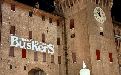 Buskers, la proposta di Manuzzi: “Centro libero e grandi artisti di strada nei teatri a pagamento”