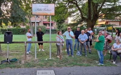 Per il giovane Fabio Tartari una targa nel parco di via Martiri di Villamarzana