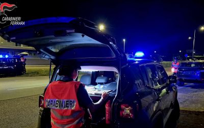 Goro, arrestato con hashish, ketamina e un coltello: in auto aveva 100 grammi di droga