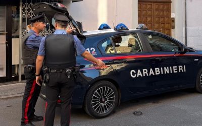 Pretende il pranzo gratis in un ristorante e aggredisce i Carabinieri: 34enne arrestato