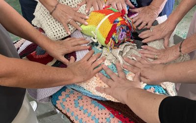Il Montagnone si veste di filo: l’arte che unisce
