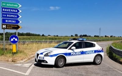 Auto fuori strada, grave un 28enne di Argenta