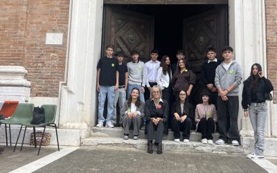 Studenti dell’Aleotti diventano Ciceroni: centinaia di visitatori alla Chiesa del Gesù