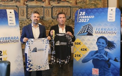Ferrara Marathon 2027: svelate medaglia e t-shirt nel segno del Palazzo dei Diamanti