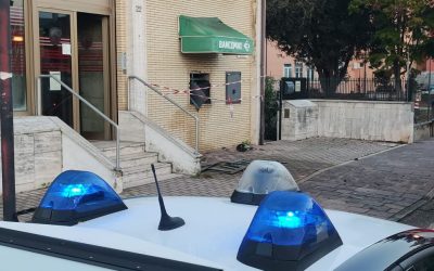 Mesola, assalto al bancomat nella notte: esplosione alle 4, bottino forse nullo
